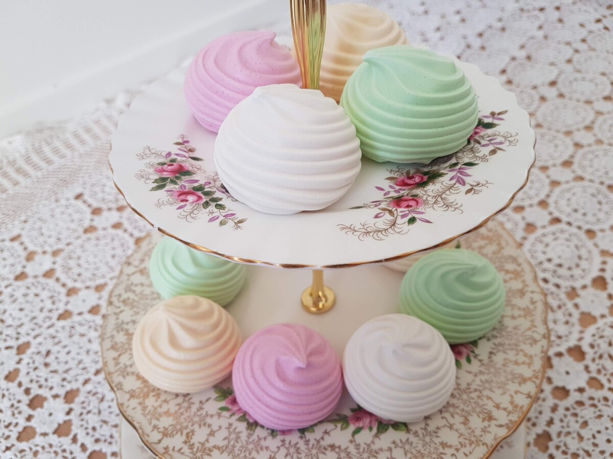 3-tiered cake stand